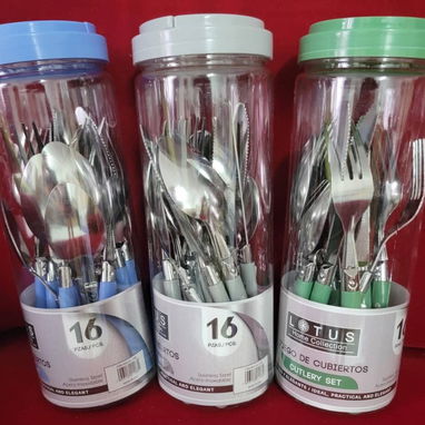 Juego de cubiertos de 16 piezas. Mensajería disponible - Img 118811906