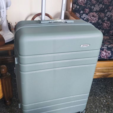 Maleta Grande 23 Kg Verde Eucalipto / Marca Swiss Bag / Con Balanza - 3/3