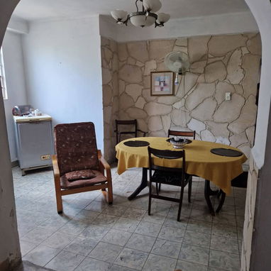 Apartamento en el Cerro - 4/10