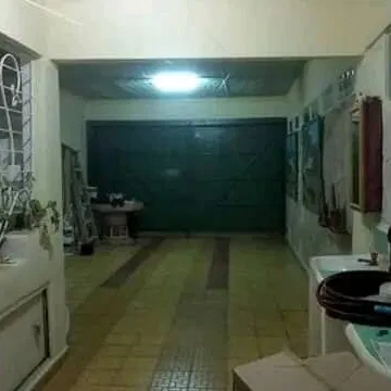 Se vende espaciosa Residencia de 2 niveles en la ciudad de Holguín - Img 95667299