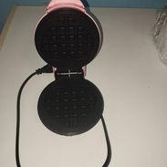 Vendo máquina para hacer waffles con forma de corazón, y mini donitas o anillos. 20 - Img 57545544