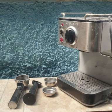 Cafetera eléctrica express de uso - Img 123225902