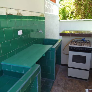 Casa odaya con piscina de 3 habitaciones en Guanabo con respaldo de energia. Whatssap 5295 9440 - 10/10