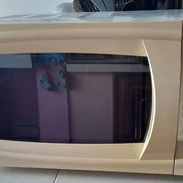 Horno microondas marca Sanyo de uso pero al 100 estamos en Cubanacán Playa - Img 57250718