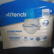 Culeros de adultos talla M tipo blumer de 20 unidades extra absorventes en 11 dólares - Img 57229550