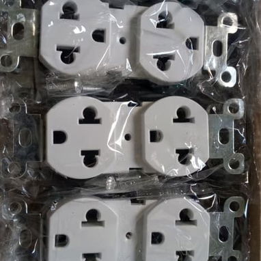 TOMA CORRIENTES UNIVERSALES NUEVOS 🔌⚡ - 2/3