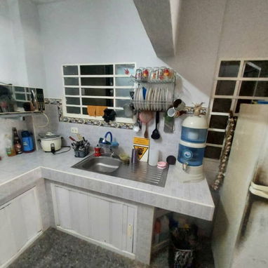 Casa con casi todo dentro 4 cuartos en Mira flores viejo para información 53341294 - 6/10