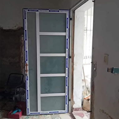 Puertas de aluminio € - 8/10