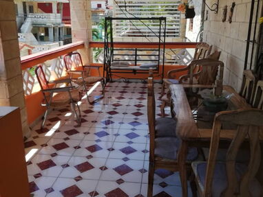 Renta casa con pequeña piscina, 4 habitaciones,ranchón,terraza,barbecue en Guanabo - Img 62348838