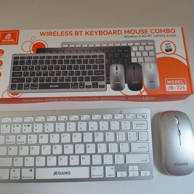 Combo inalámbrico de teclado y mouse nuevo en caja. Mensajería opcional - Img 123081106
