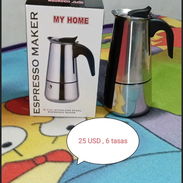 Cafetera d 6 tasas italiana d acero inoxidable nuevas en caja - Img 56522712