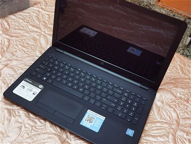 Se vende laptop casi nueva - Img 68611418