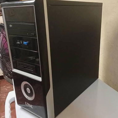 Vendo dos torres de pc - Img 121653989