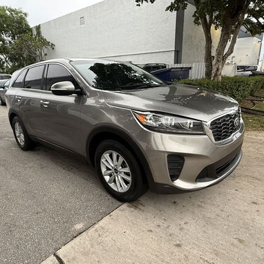 Kia Sorento LX 2017 130k millas en Miami - 8/8