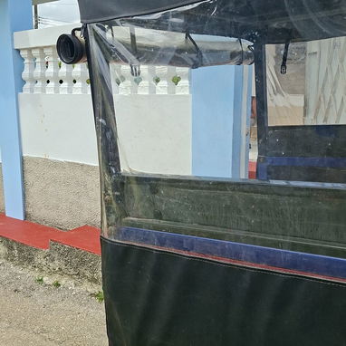 Alquiler de triciclo para personas y mercancía - Img 123941206