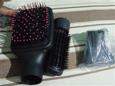 Cepillo secadora, alisadora de pelo - Img 69780691