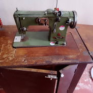 Vendo máquina de coser electrica - Img 56575109