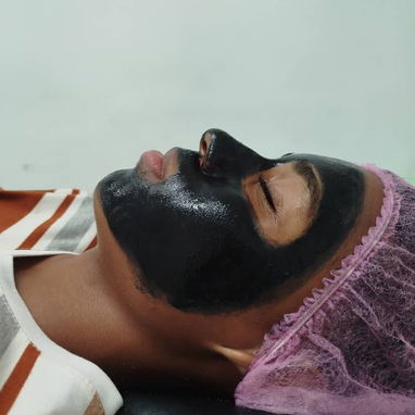 Tratamientos anti acné manchas y arrugas y limpieza facial profunda - Img 119003787
