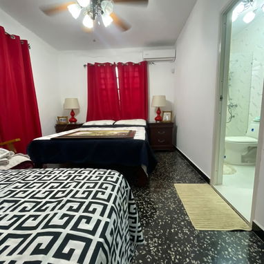 Casa independiente en Playa con garaje, patio, 4 cuartos, 4 baños - 6/10
