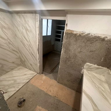 Propiedad en construcción en bajos de un biplanta cercano a 31 y 30 , Sierra - Miramar - 9/10
