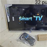 ‼️SMART TV 32 PULGADAS nuevo en su caja incluye 2 mandos y soporte de pared $$260 usd ,  Domicilio gratis dependiendo el - Img 45509022