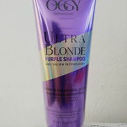 Shampoo Matizador Oggy Ultra Blonde | Rubios y Platas - Img 57219989