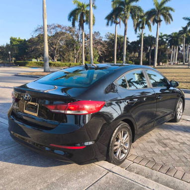 Hyundai Elantra 2017 en venta - Img 115109264
