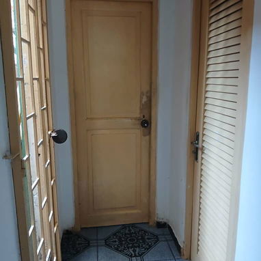 Venta o permuta de casa en Playa con 4 habitaciones ideal para dos familias de 3 niveles. - Img 123409172