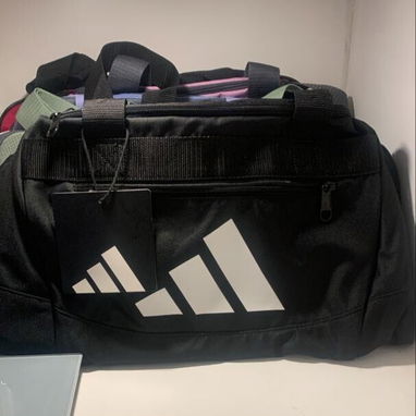 40usd MALETINES ADIDAS ORIGINALES CON BOLSILLOS LATERALES 5 6799461 Y 51699376 - Img 122254579