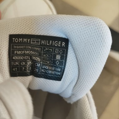 Tenis Tommy originales. De uso. # 42. 50 USD - 2/2