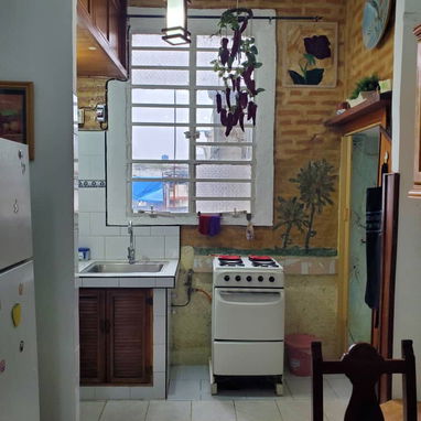 RENTA LINEAL EN VEDADO - Img 115127641
