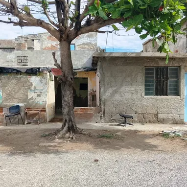 Casa en venta frente al mar – Cojímar, La Habana del Este - Img 118506956