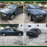 🚗 SE VENDE NISSAN PRIMERA 🚗  Vendo Nissan Primera, sedán 4 puertas, color verde oscuro metalizado.  ✅ Motor de gasolin - Img 57901078