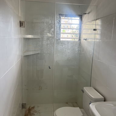 Puerta de cristal para baño - Img 118453551
