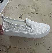 Se venden zapatos de niñas nuevos - Img 45952438