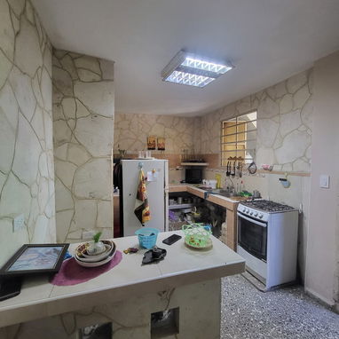 Ventas de inmuebles - 3/10