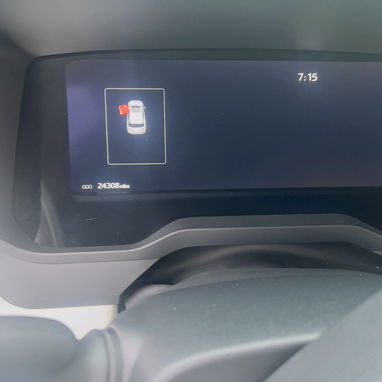 Toyota Sequoia SR5 i-force Max 2024 v6 - 8/10