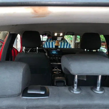Vendo o negócio Mercedes A200 del 2019 - Img 103275653