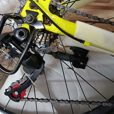 🚲Solo Queda Una,Bicicleta MTB 26, Oferta 165 USD, Rebaja por detalle: Llanta delantera descentrada, detalle mínimo - 6/7