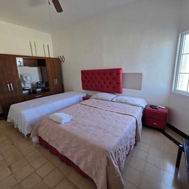 VEDADO EN EL MALECÓN HABANERO APARTAMENTO DE UN CUARTO CON VISTA AL MAR - Img 114603959