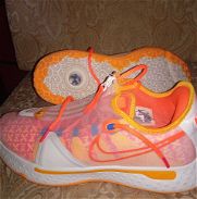 Tenis Nike Paul George, estilo Gatorade Citrus, son para basket 54288903 - Img 45931641