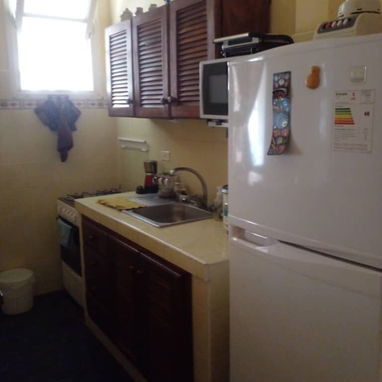 🪶 Apartamento Independiente en Planta Baja – Vedado - Img 118870870