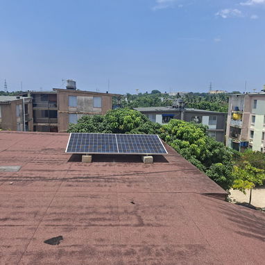 Estructura e instalación de paneles - 3/5