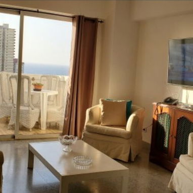 RENTA EN VEDADO - 2/7