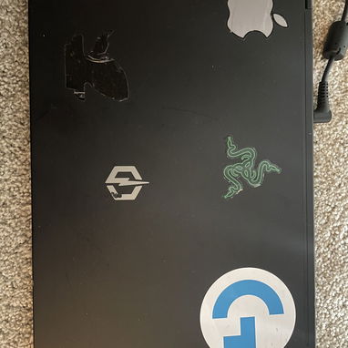 Laptop Gamer Intel i7, RTX 3080 de 16 GB, Pantalla QHD de 17.3” y 165 Hz + Mouse Gratis - 2/6