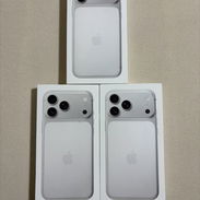 17 Pro Max Silver Sellados - Img 53736817