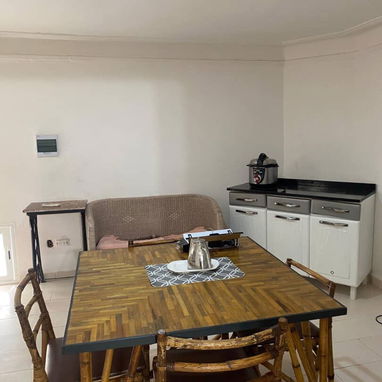 Apartamento de renta lineal ( zona donde no se va la luz) - Img 122925917