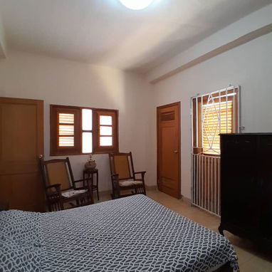 Venta lindo apto Vedado 2/4. Con todo incluído. Interior c garaje - 4/9