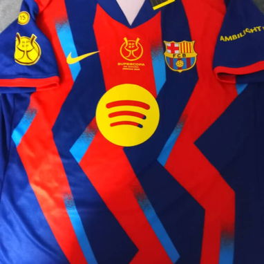 Pullover o Camisetas de Fútbol(Barcelona)18 USD - Img 124344068