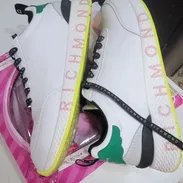 VENDO MIS TENIS RICHMOND ORIGINALES - Img 52177813